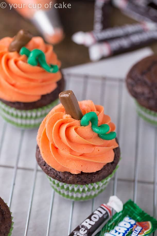 85 Fun Easy Cupcake Decorating Ideas 54 Pumpkin Swirl Cupcakes 4