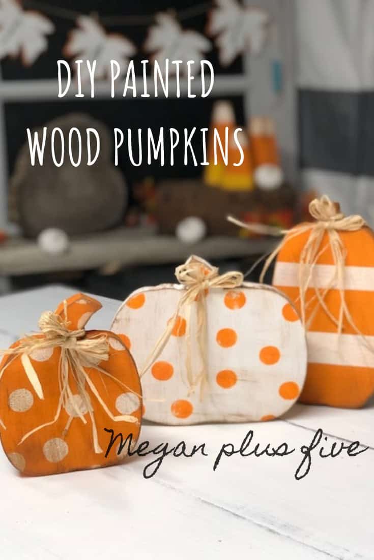 25 Easy Fall Wood Crafts 19 How+to+paint+wood+pumpkins+for+your+rustic+decor.+Distressing+and+applying+wax+to+make+them+even+more+adorable.+Add+some+stripes+and+polk a dots+too+to+give+them+a+modern+twist
