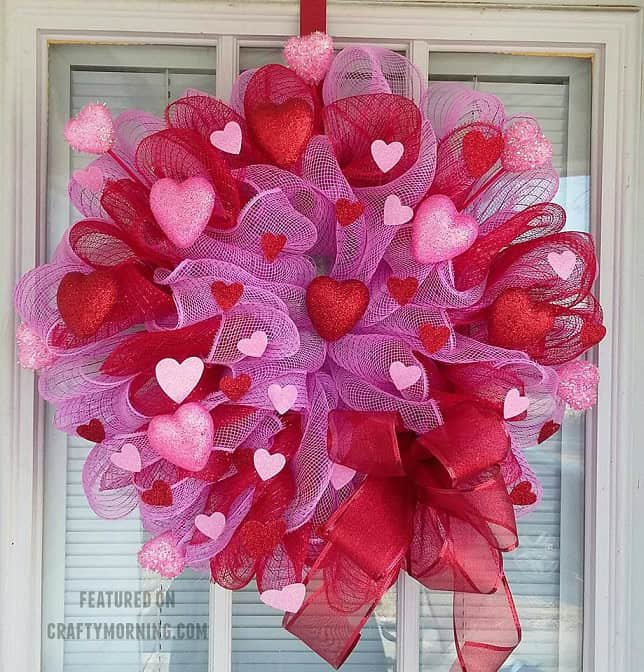 25 Best Valentines Day Wreaths 25 deco mesh valentine wreath